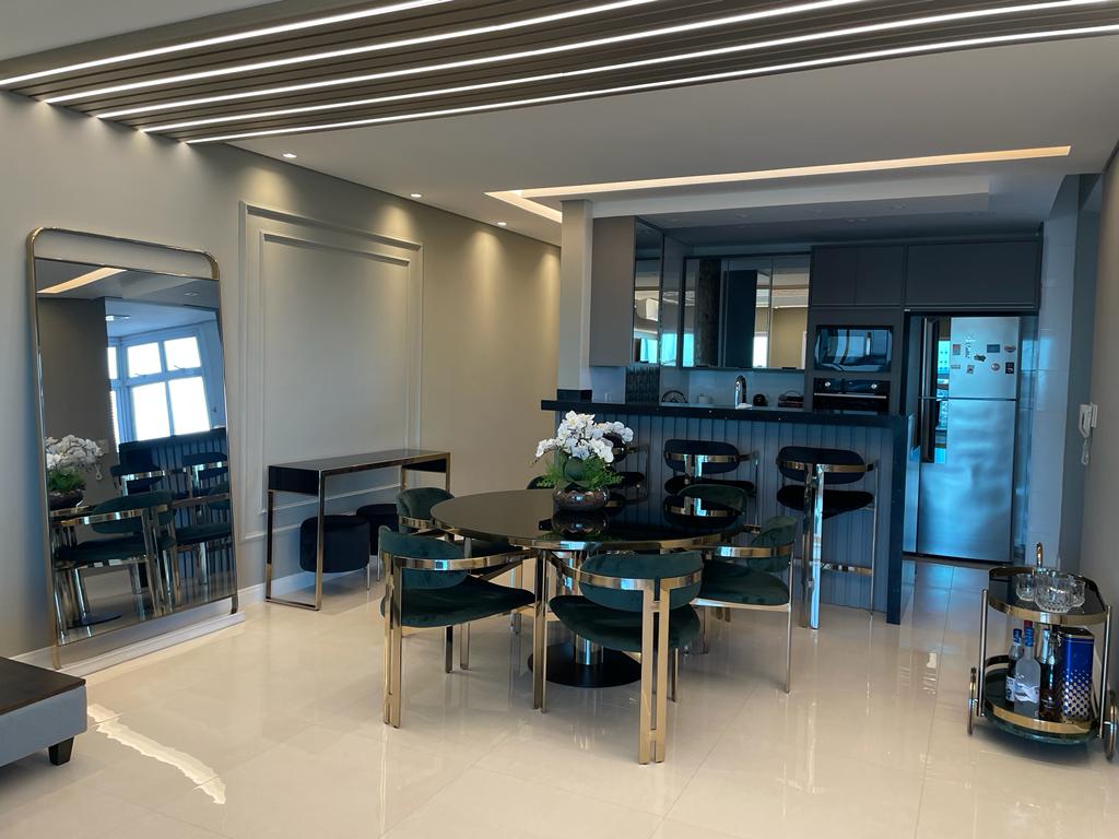 Cadeira Cloe - Aço Inox Pintado